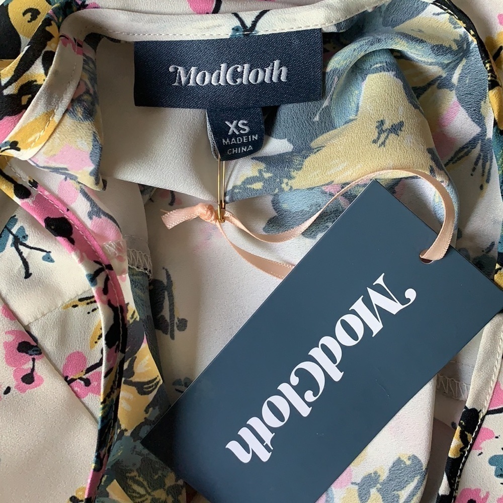 ModCloth Floral Capped Sleeve Blouse Top Size XS NWT - Picture 10 of 11